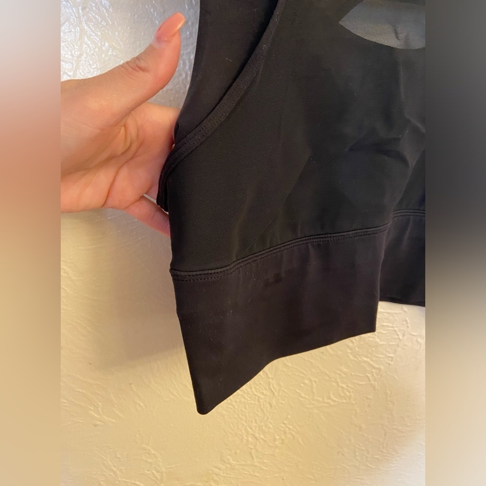 Lululemon top - Picture 3 of 10
